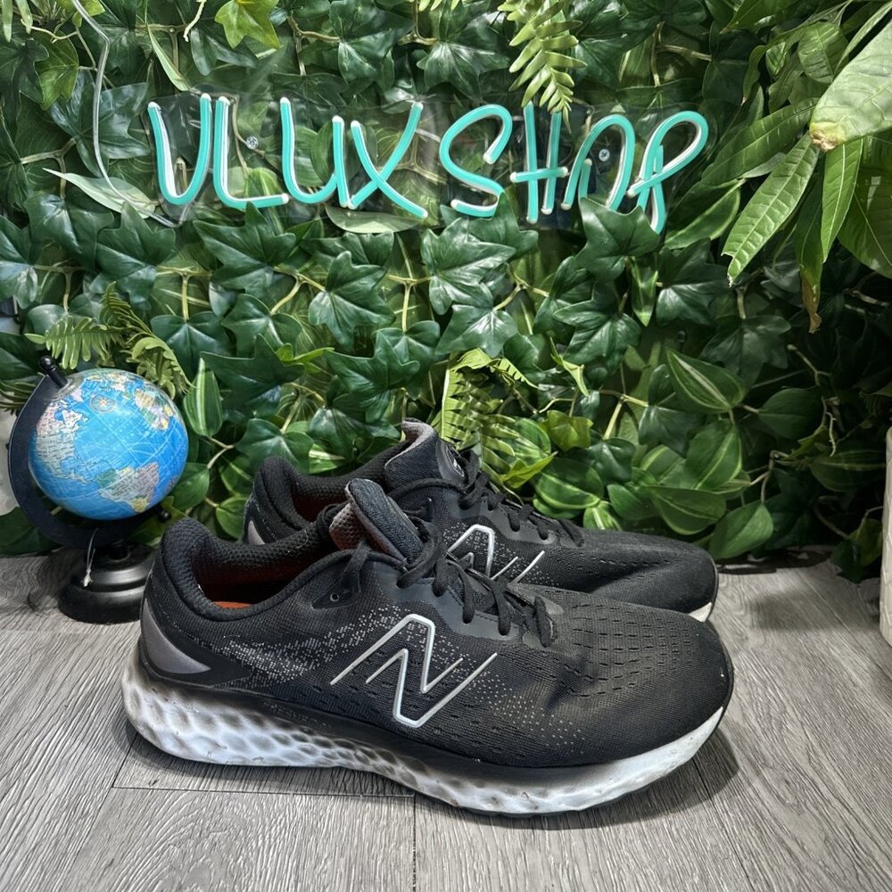 New Balance Mens Fresh Foam Evoz V2 MEVOZLK2 Black Running Shoes Sneakers 13 4E